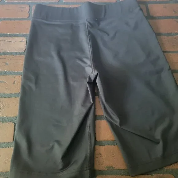 Fila Bike Shorts Women’s Sport Cycling Running Black Pocket Size Medium - Picture 4 of 4